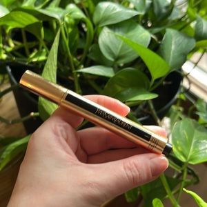 touché eclat high cover radiant concealer